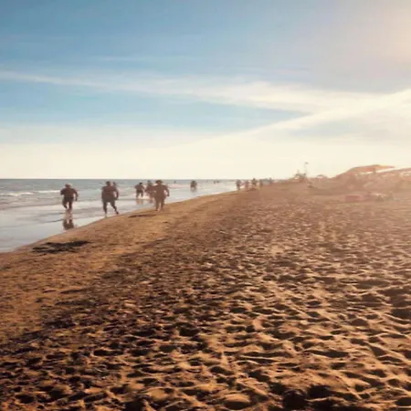 Comfy Family In - Beahost * Μπιμπιόνε